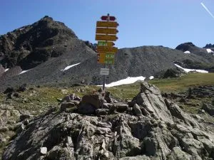 Signpost at the scaletta pass
